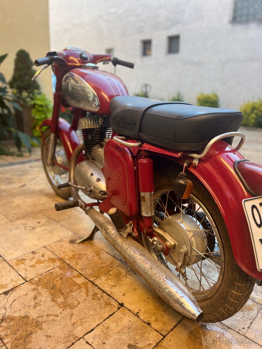 Predám Jawu 250 Panelka – krásna klasika v super stave - 3