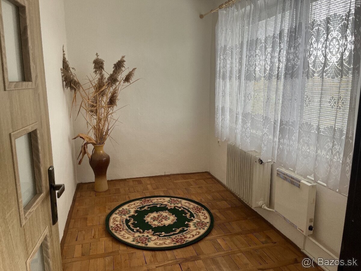 🌞 Slnečný trojizbový byt – Wolkrova, tichá lokalita - 3