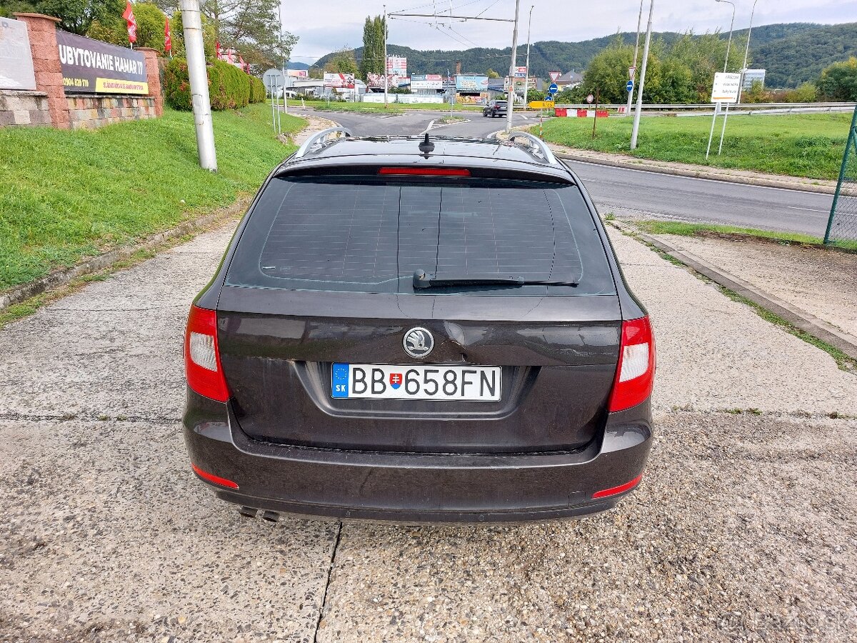 Škoda Superb Combi 1.6 TDI CR DPF Ambition - 3