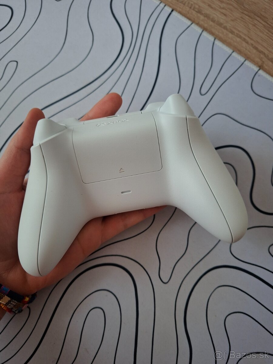 Xbox ovladac - 3