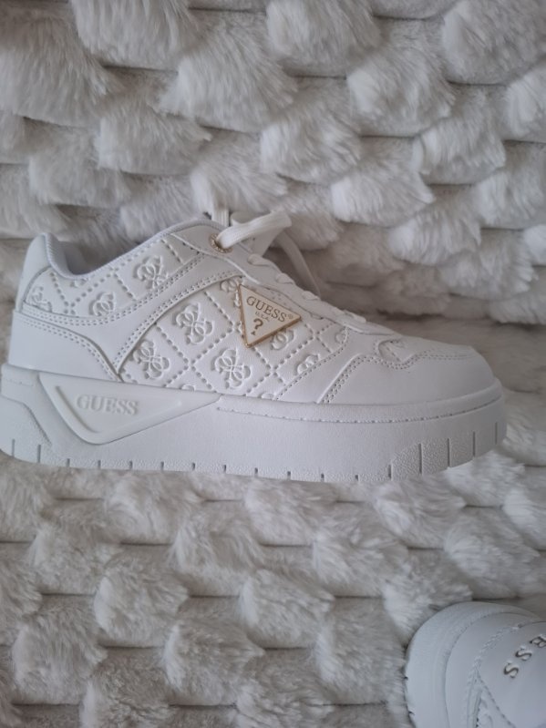 Predám Botasky Guess - 3