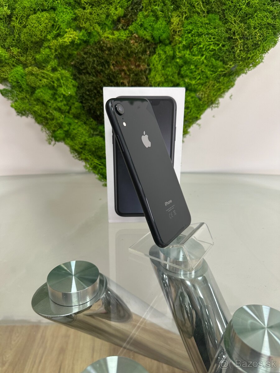 Apple iPhone XR 64GB Black - 3
