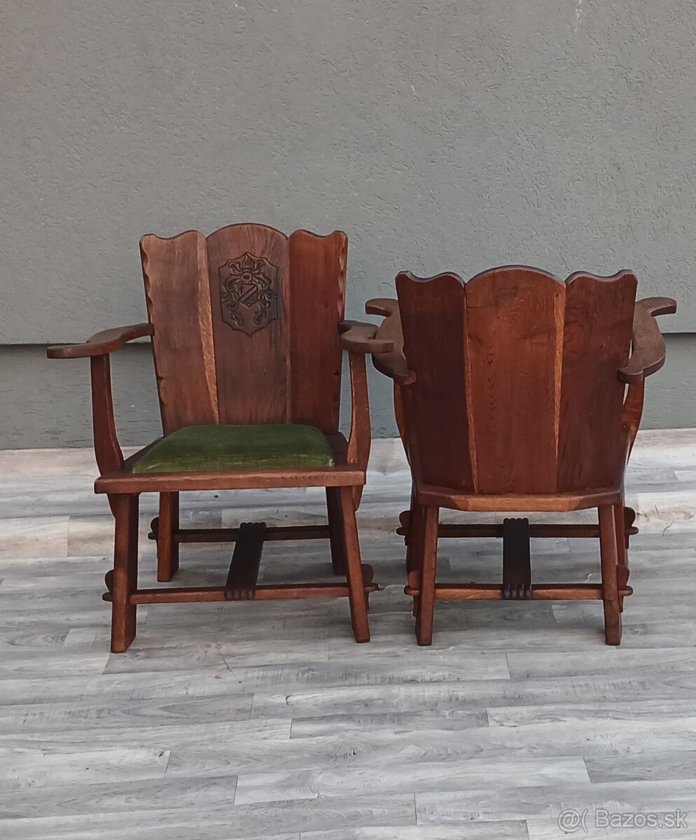 Set hradných kresiel. - 3