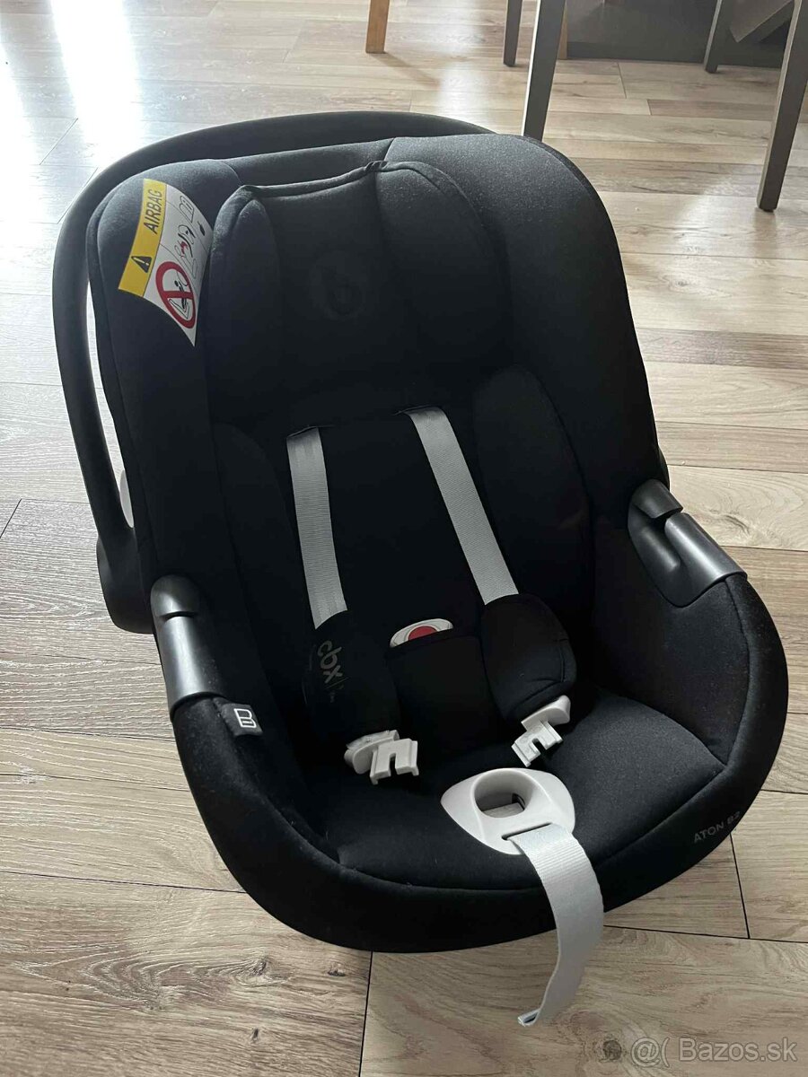 Autosedacka cybex vajíčko +izofix+hračka - 3
