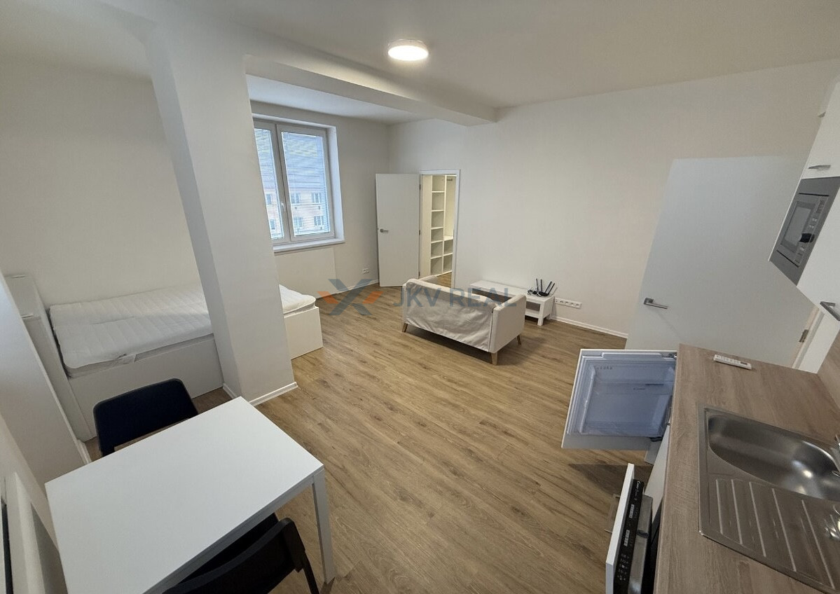 Moderný 1-izbový byt s parkovaním kúsok od Centra Trnavy - 3