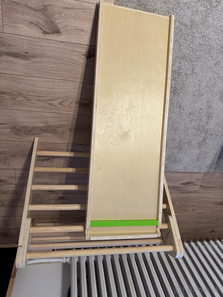 Rebrík a kĺzačka 2 v 1 + Lezecký trojuholník - 3