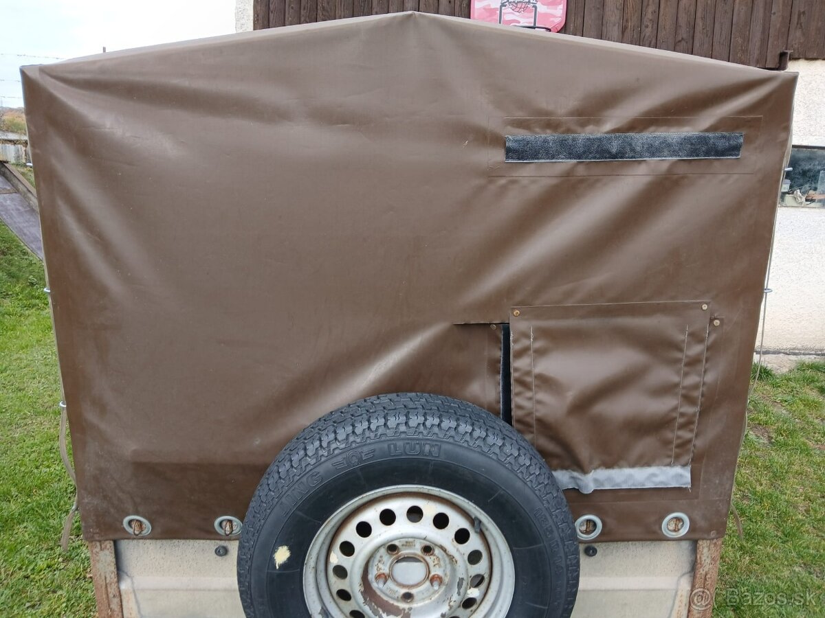 prives 1100kg plachta cena : 1300€ - 3