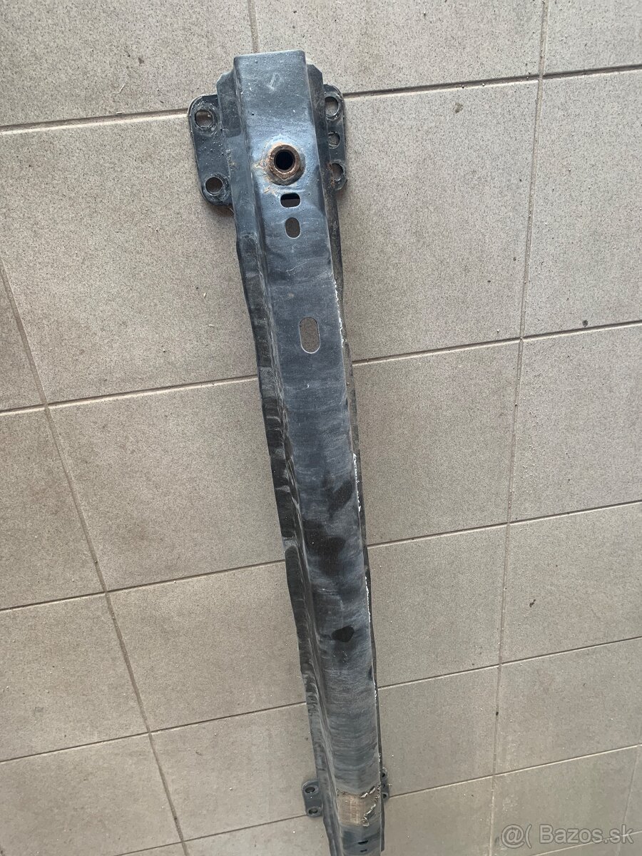 Vystuha zad.nárazníka Touareg I - 3