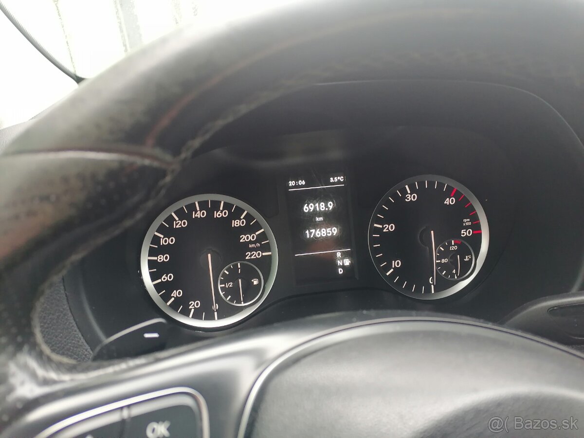 Mercedes Vito 2.2 100kw rok 2019 4x4 automat - 3
