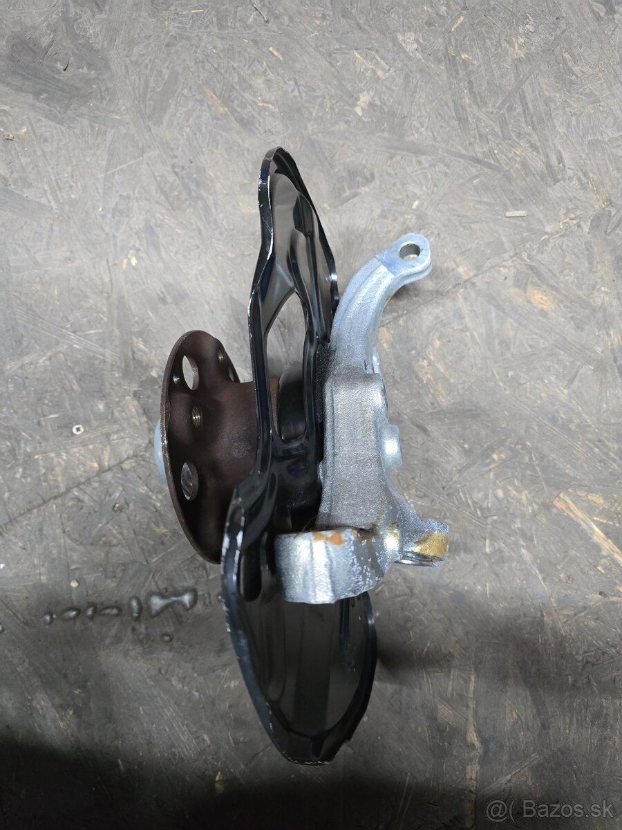 Otočky mercedes c,e w204,c207 - 3