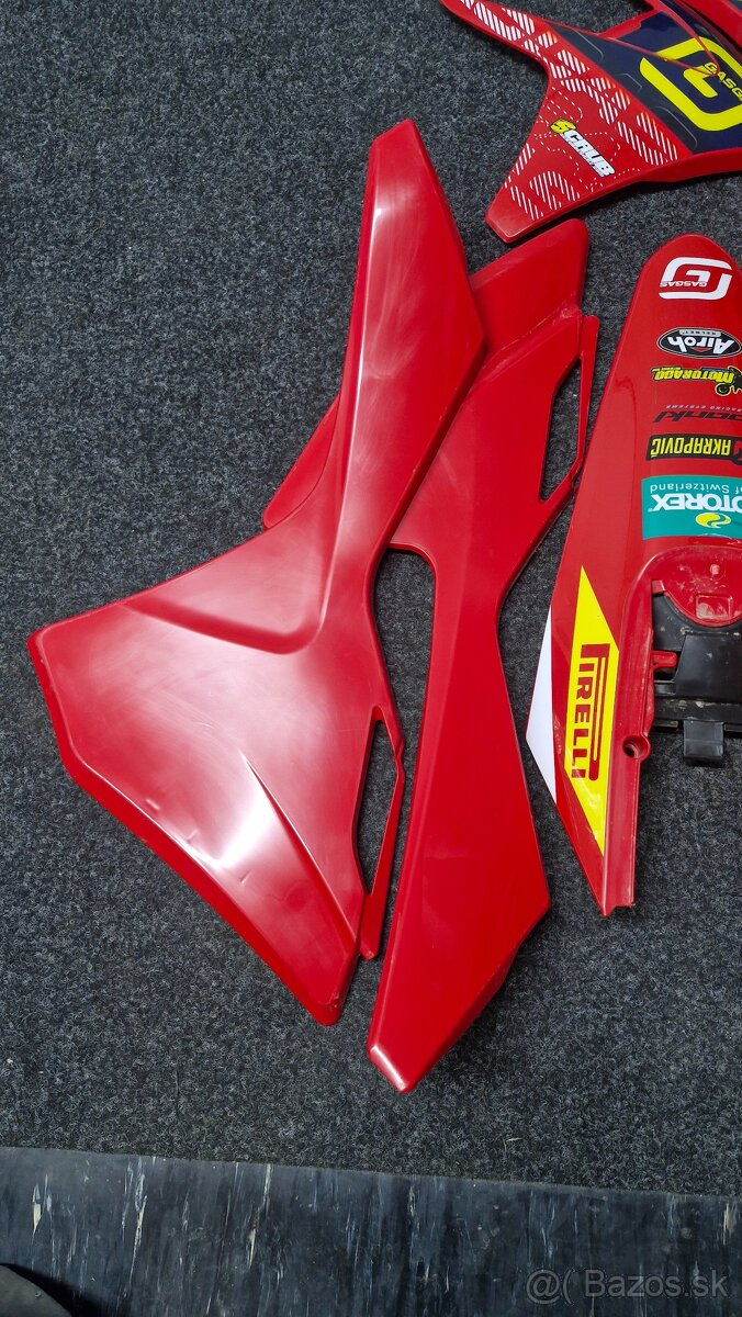 Gasgas sada plastov - 3