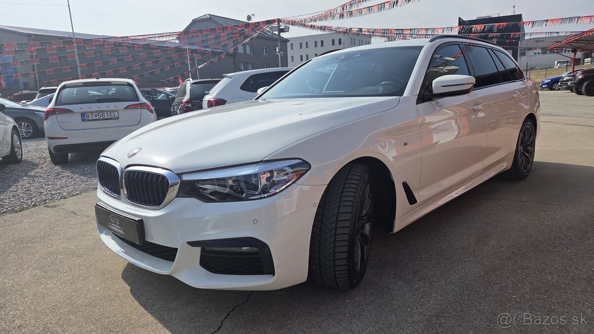 BMW Rad 5 Touring 530xDrive M-packet - 3