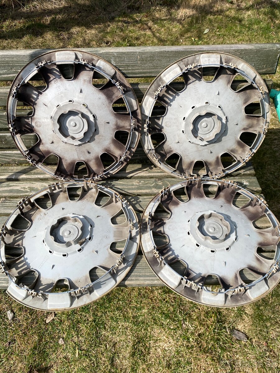 Originál Škoda puklice - 3