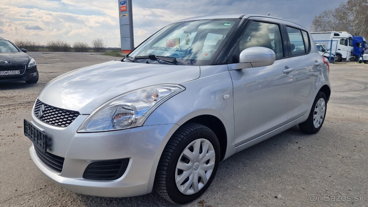 Predám SUZUKI SVIFT 1.3 BENZIN - 3