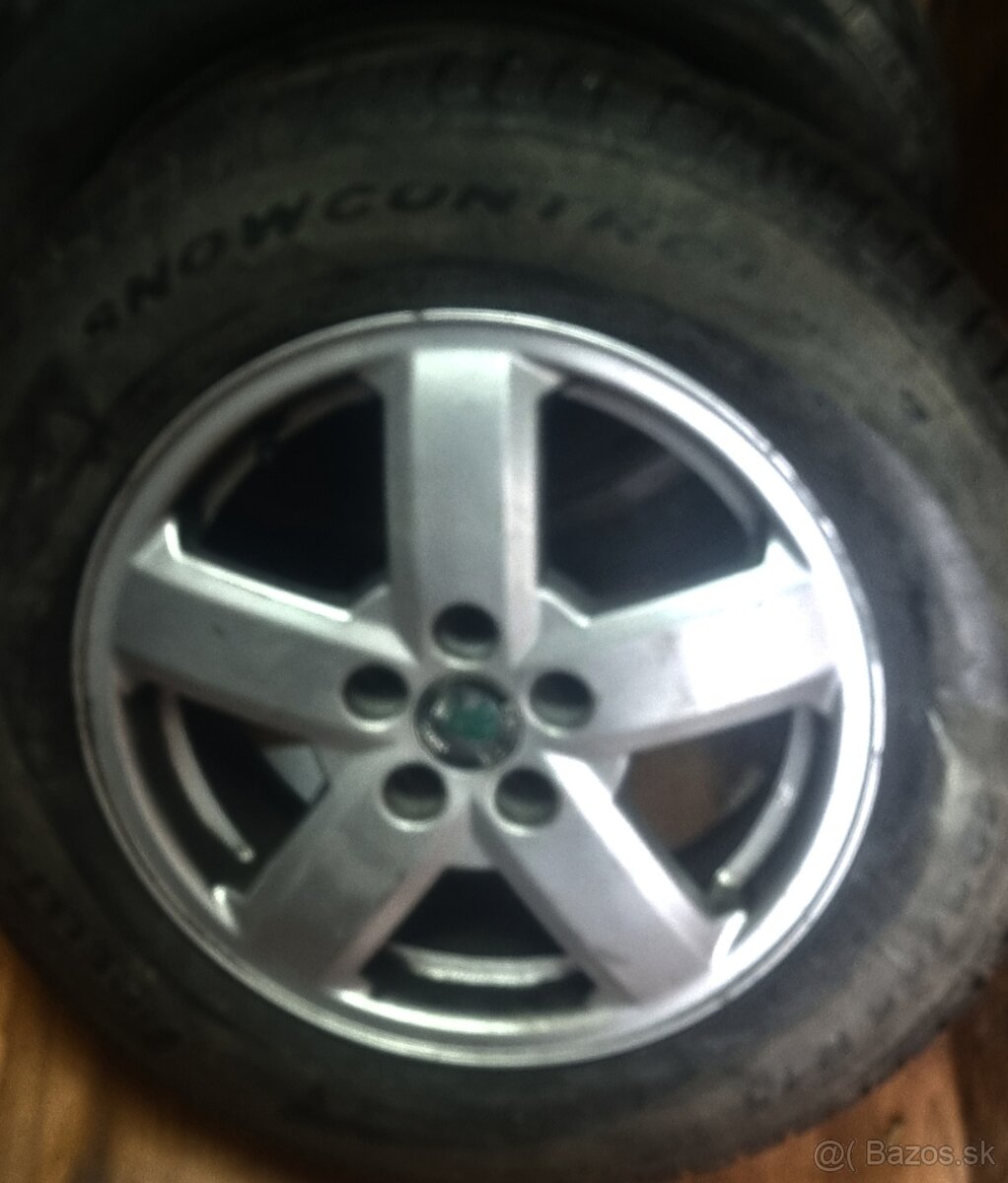 Predam elektrony s pneumatiky 195 55 R15 - 3