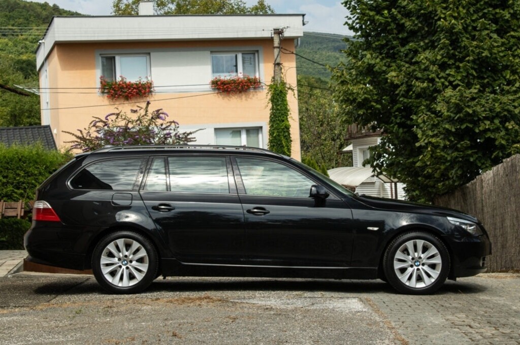 BMW 530d Touring - 3