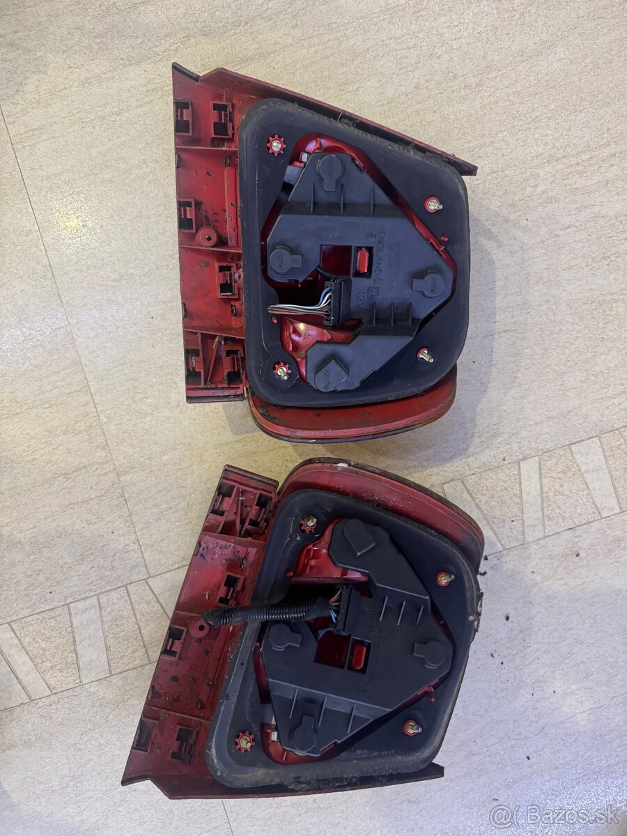 Svetla zadné Audi a4 b5 sedan - 3