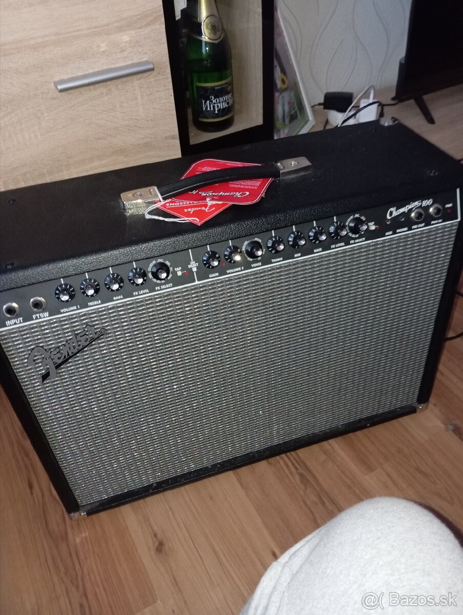 Fender Champion 100 - 3