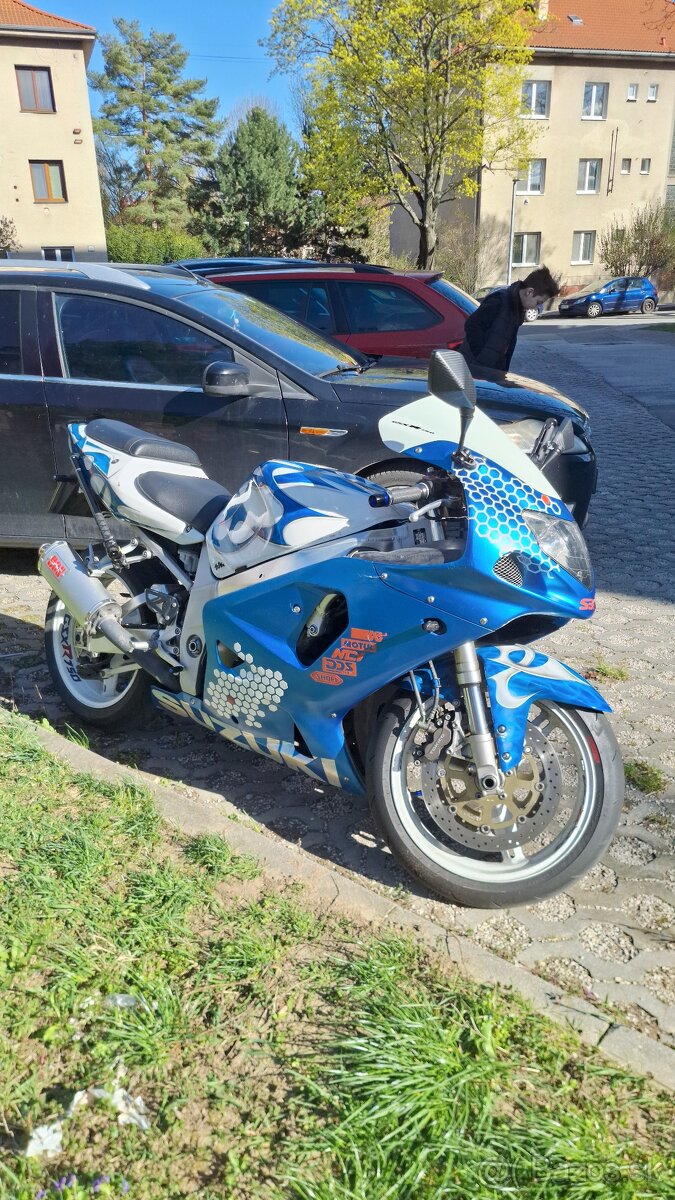 Suzuki GSXR 750 103kW - 3