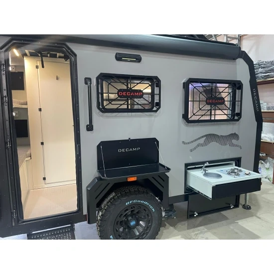 Predám offroad príves Decamp X5