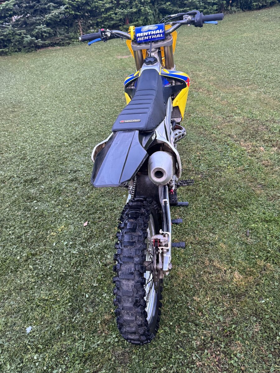 Suzuki RMZ 450- 2011