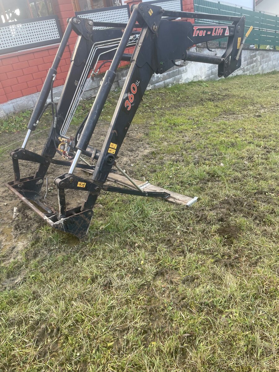 Čelný nakladač trac lift - 3