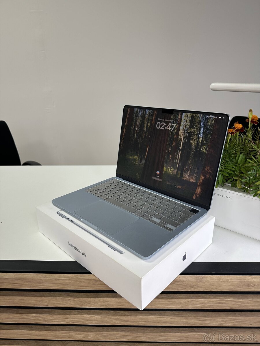 Apple MacBook Air 13″ (M4, 2024) – 16 GB RAM / 256 GB SSD – - 3