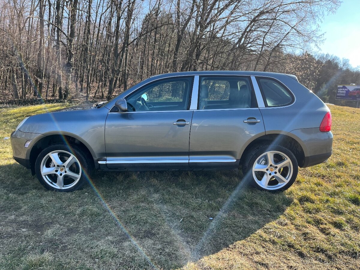 Porsche cayenne 4.5 S rozpredám - 3