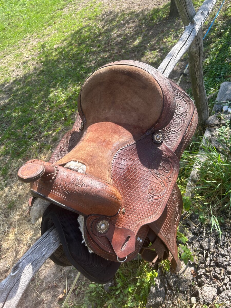 Westernové sedlo - 3