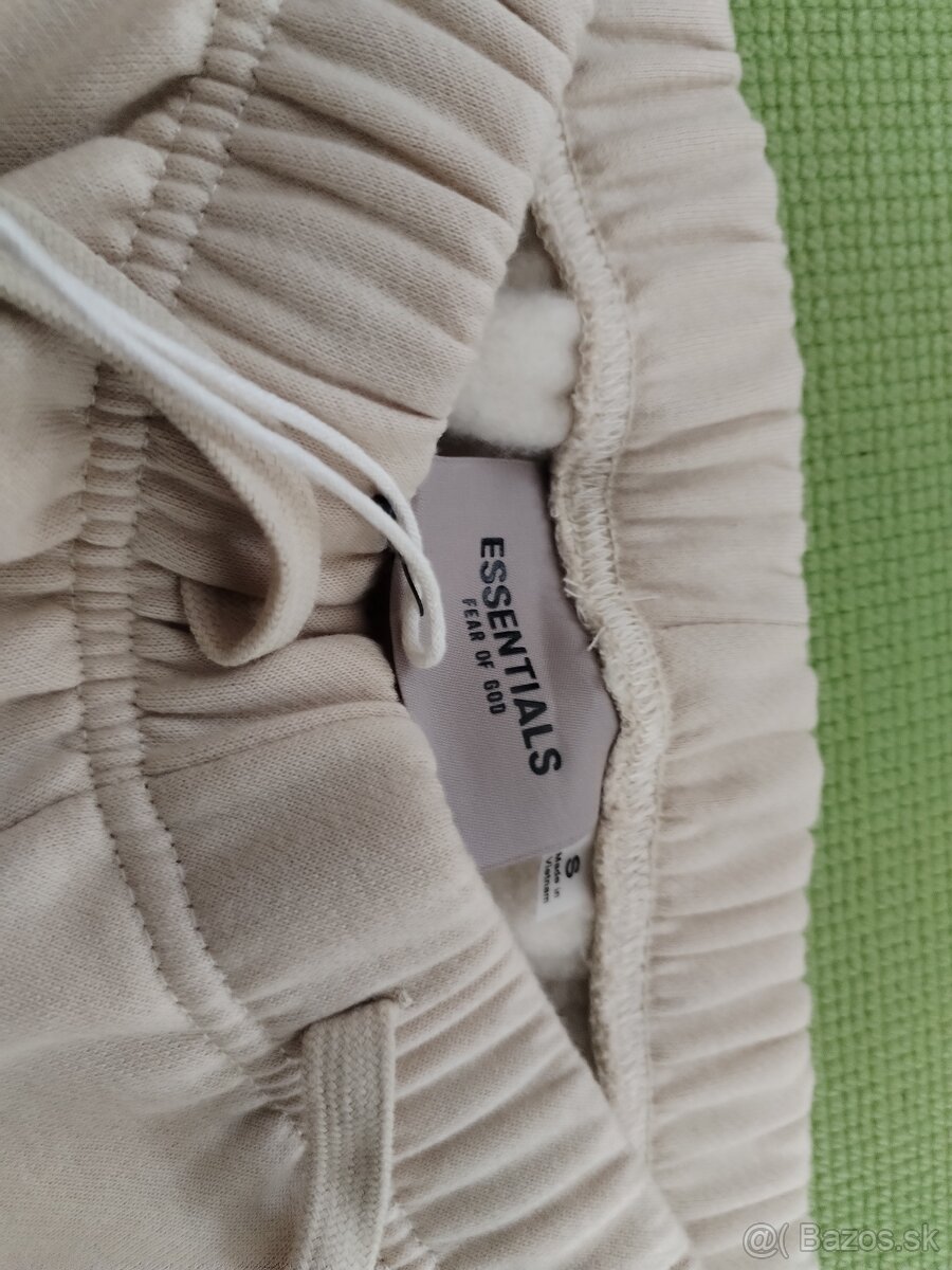 Tepláky jogger Essentials - 3