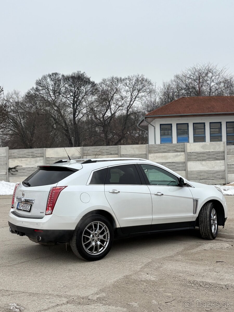 Cadillac SRX 3.6 V6 A/T - 3