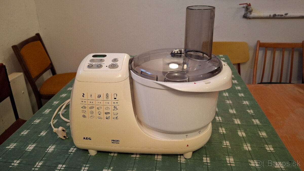 Predám kuchynský robot - 3