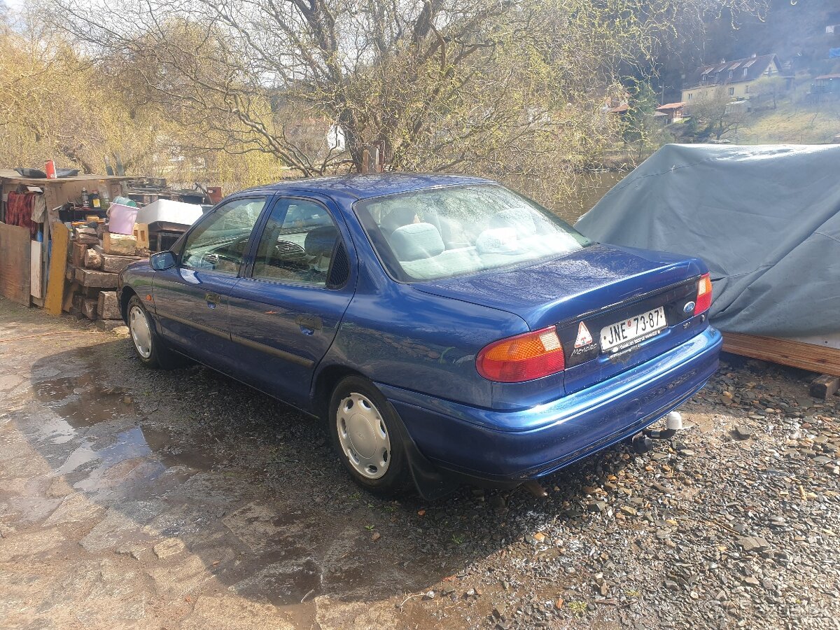 Ford Mondeo mk1 1.8 benzín - 3