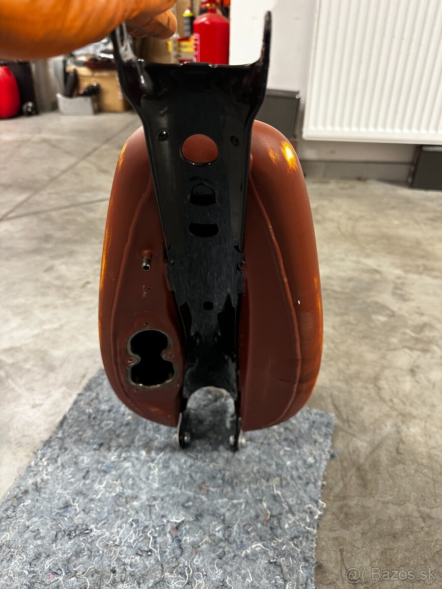 Harley Davidson Nádrž - 3