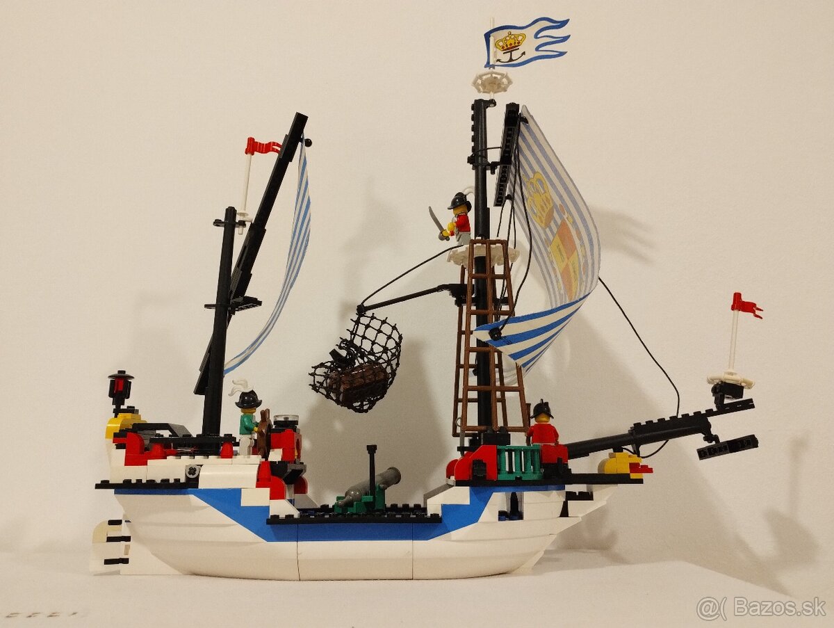 LEGO Pirates 6280 Armada Flagship - 3