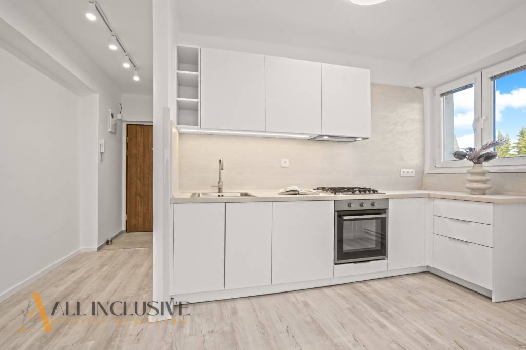 ALL INCLUSIVE I ČERSTVO ZREKONŠTRUOVANÝ 2 IZBOVÝ BYT SLÁDKOV - 3