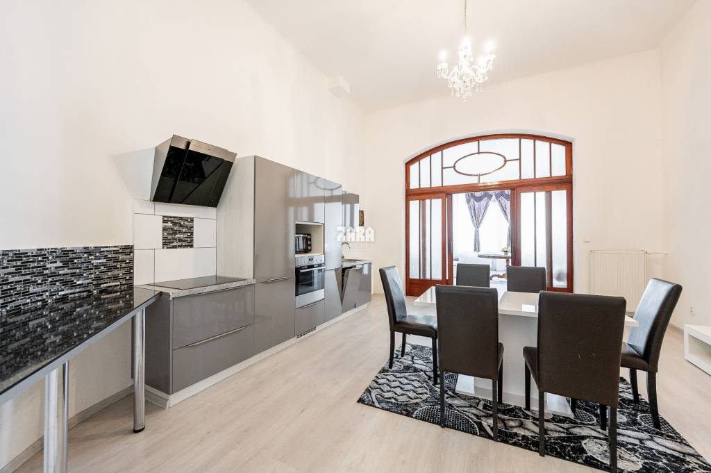 Štúrová - Košice -JUH,lukratívny 3 izbový byt 93 m2.Centrum - 3