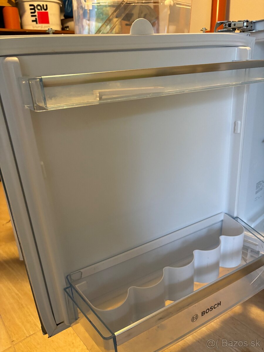 Bosh chladnicka zabudovana 60cm sirka - 3