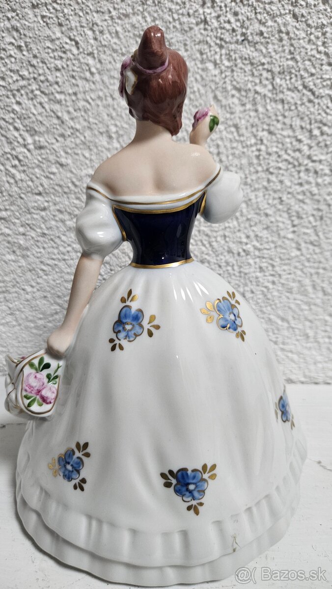 Royal dux dama z ruzami - 3