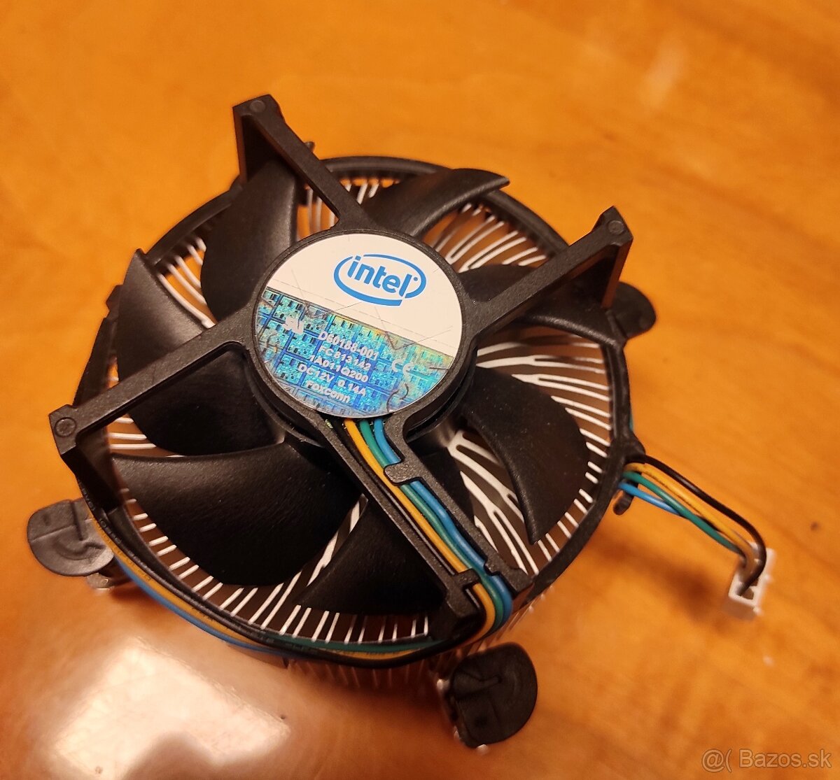 Nový Intel chladič - 3