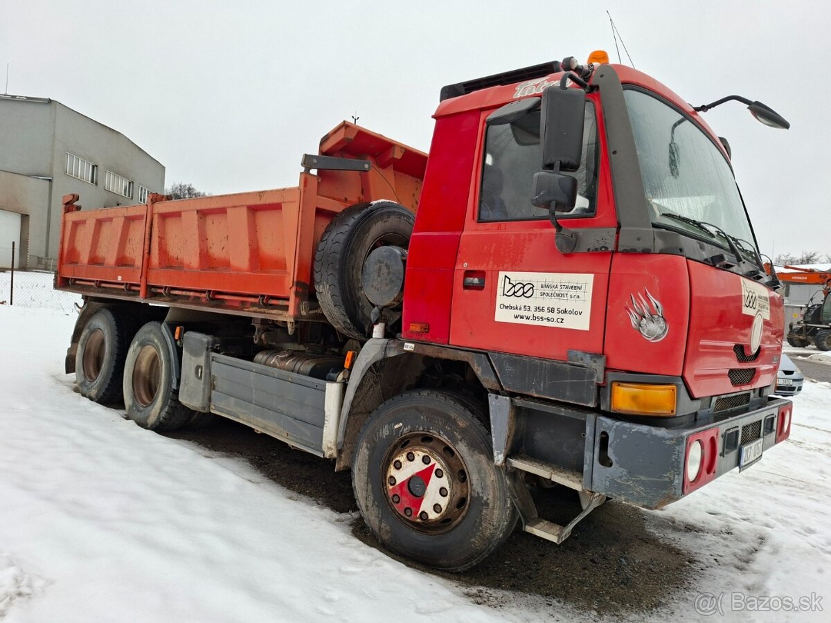TATRA T815 TERRNO 6X6.2 - 3