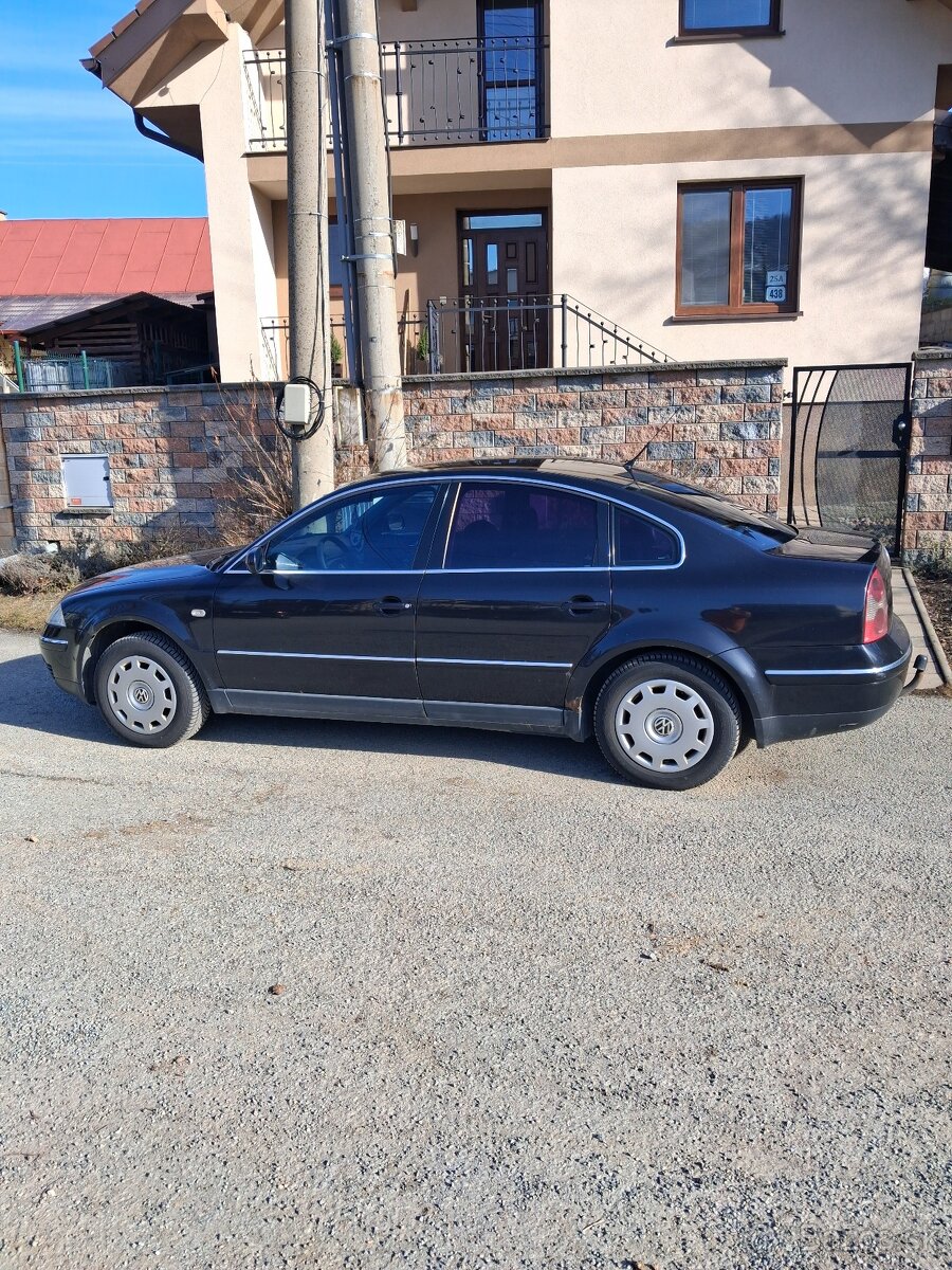 Predam Wolsvagen passat B 5.5 r.v.2002 96 kw - 3