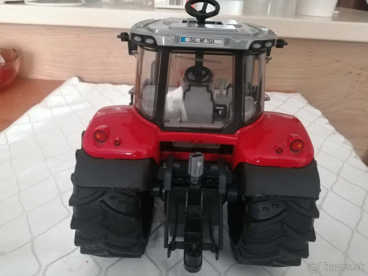 Velky traktor-Massey Ferguson - 3