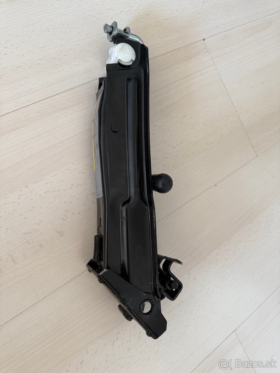 Predám zdvíhak na VW - 3