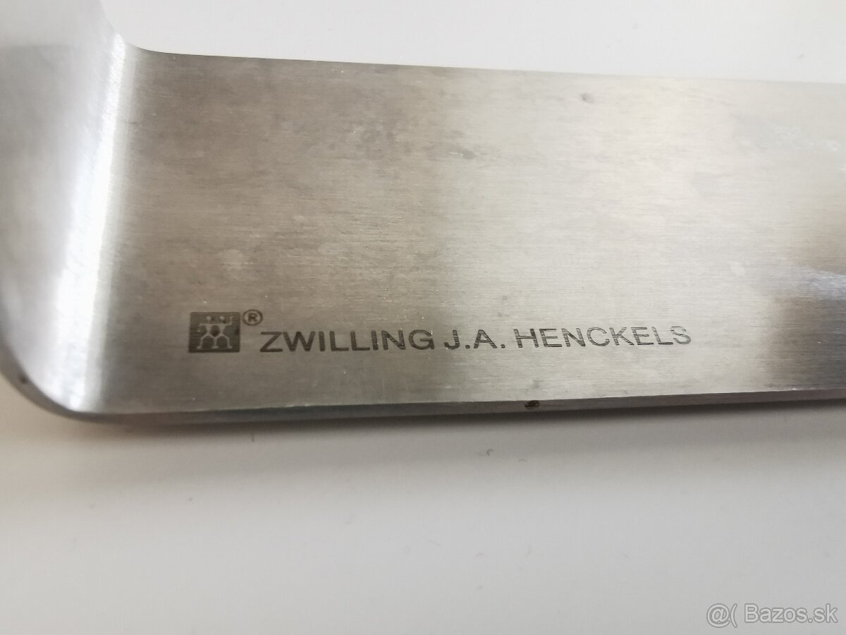 Brusic na noze Zwilling - 3