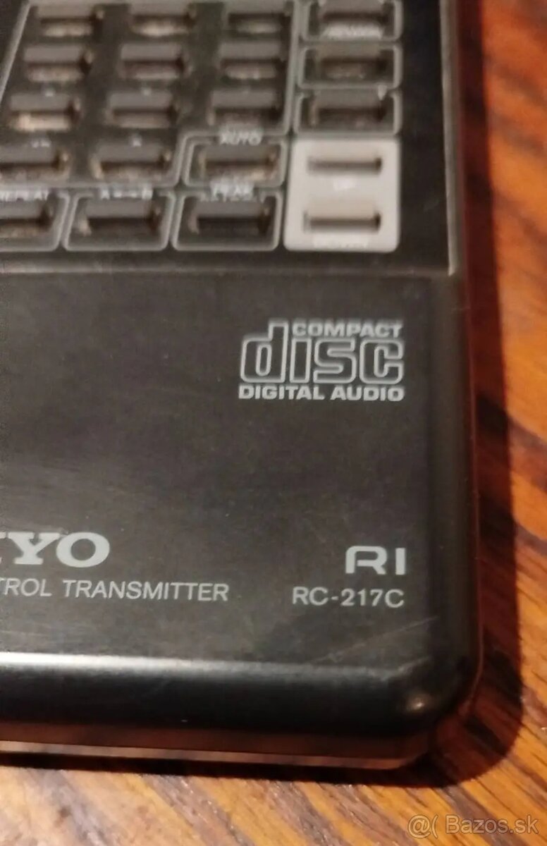 Predam dialkove ovladanie ONKYO pre CD a Tape - 3