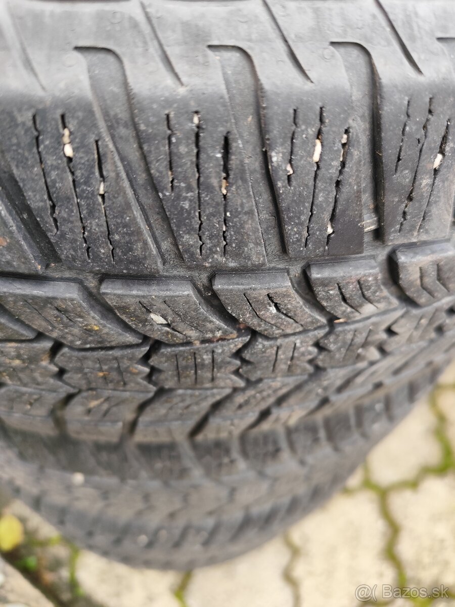 4ks zimné pneumatiky Sava 215/65 R16 - 3