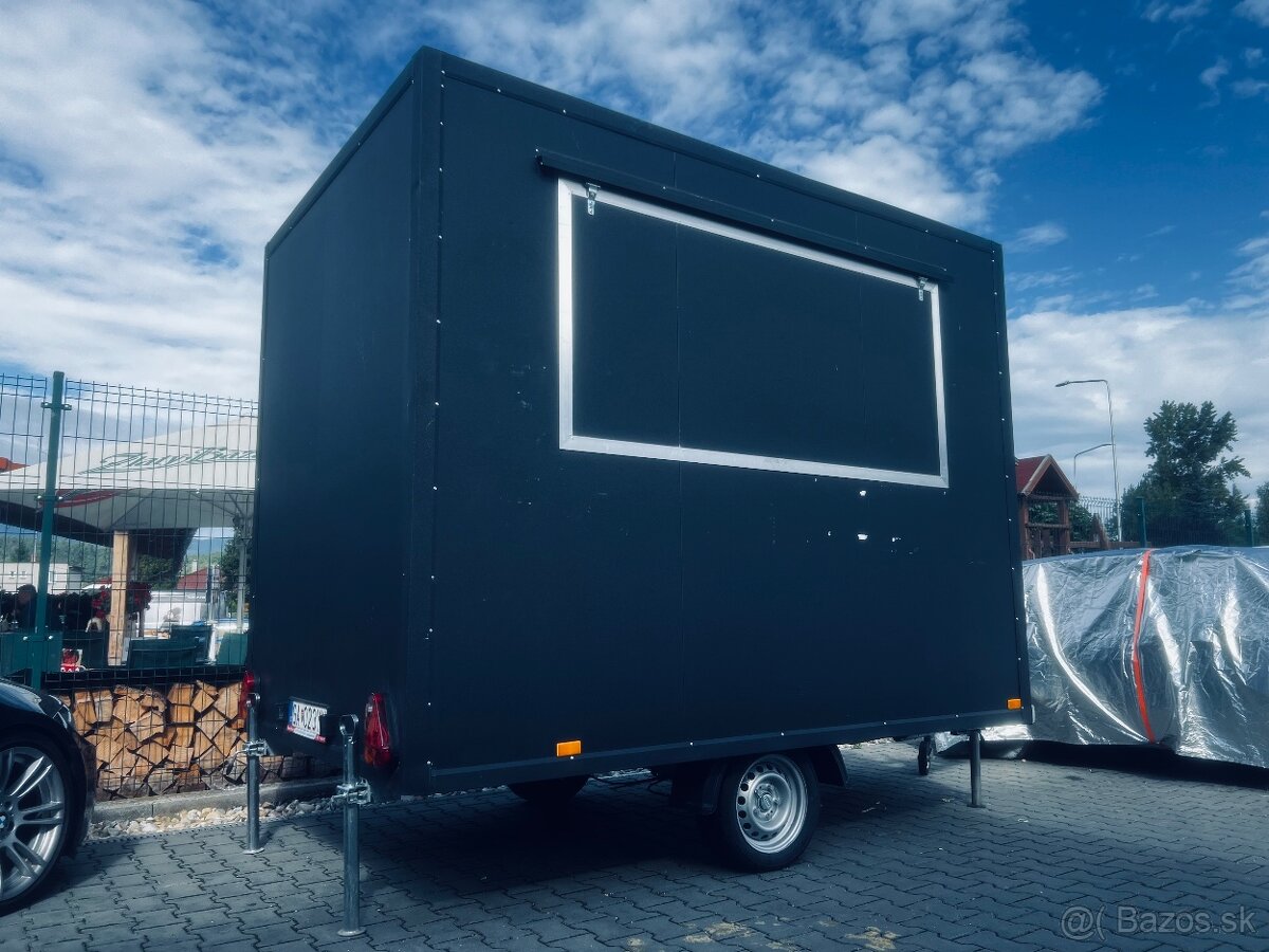 Prenajom gastro prívesu - 3