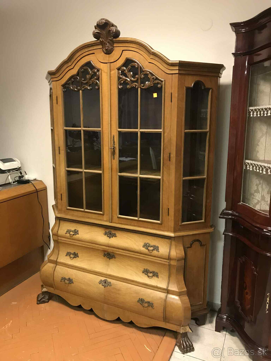 VITRINA neobarok - 3