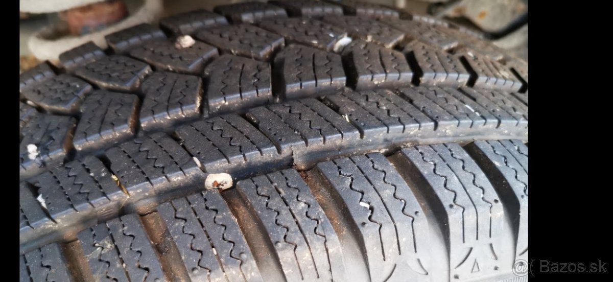 Nove Zimne pneu s diskom origi honda 205/70 R15, 5x114,3 - 3